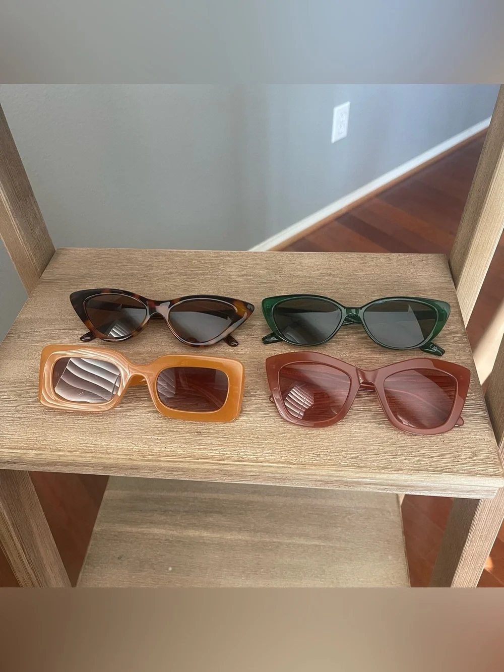 Lot of 4 Women’s Fashion Sunglasses SOJOS | Amalthea | Cat Eye UV Protection